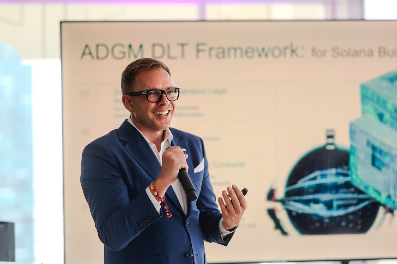 Dmitry Fedotov speaking at Solana Economic Zone event